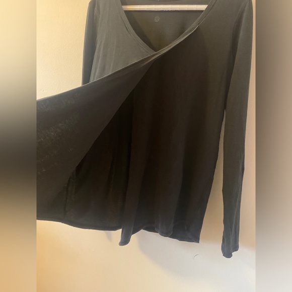 Lululemon Knot A Problem Long Sleeve Size 6 - Picture 3 of 6